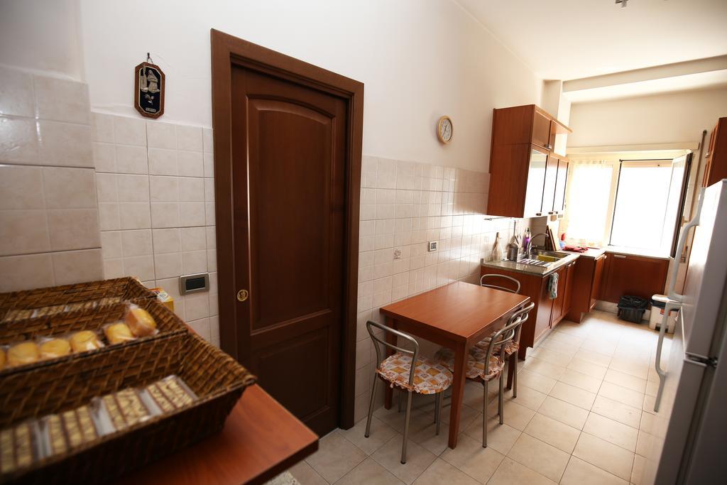 Anastasio II Bed & Breakfast Rom Zimmer foto